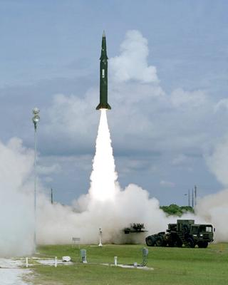 RECORD DATE NOT STATED A view of the launch of a U.S. Army Pershing II missile, the first of its type launched, malfunct-stock-foto
