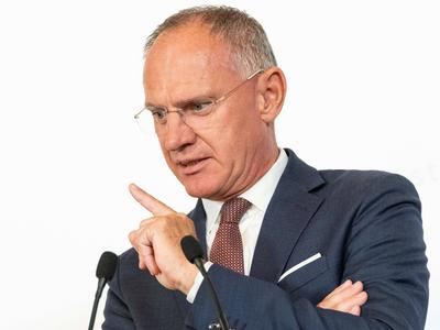 20250811 Pressekonferenz der Innenminister zum Thema Jahresbilanz 2024 zum Kriminalitaetsfeld Sozialleistungsbetrug-stock-foto