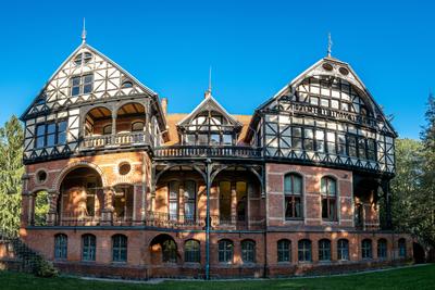 Museum und Jagdschloss Gelbensande - 02.10.2022: Symbolbild: Schl?sser, Monarchie - Das Jagdschloss Gelbensande (Foto) g-stock-foto