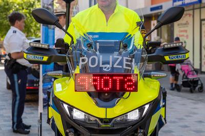 Bayerische Polizei startet Pilotprojekt mit vollelektrischen Motorr?dern, N?rnberg, 12.082.2025-stock-foto