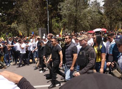 MARCHA CONTRA LA CORTE CONSTITUCIONAL-stock-foto