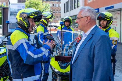 Bayerische Polizei startet Pilotprojekt mit vollelektrischen Motorr?dern, N?rnberg, 12.082.2025-stock-foto