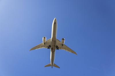 Flughafen Frankfurt Fraport. FRA EDDF. Flugzeug im Landeanflug. LUFTFAHRZEUGKENNZEICHEN: N26966, UNITED AIRLINES, BOEING-stock-foto