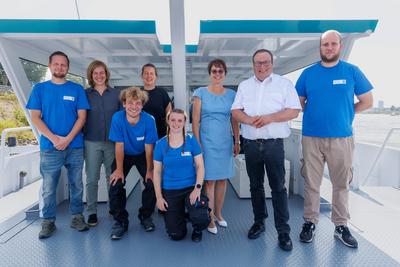 Mikroplastik im Rhein-stock-foto