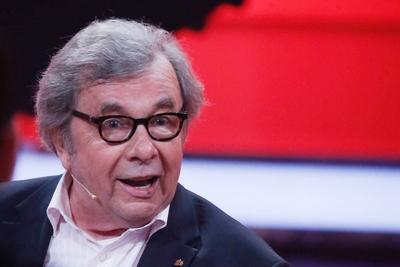 Hellmuth Karasek deutscher Journalist Buchautor Fernsehunterhaltungsshow Verstehen Sie Spass-stock-foto