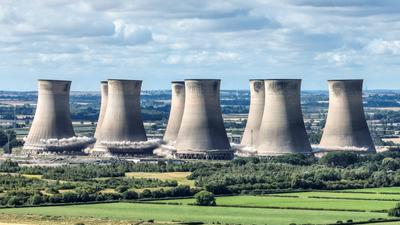 Cottam Power Station Cooling Tower Demolition-stock-foto