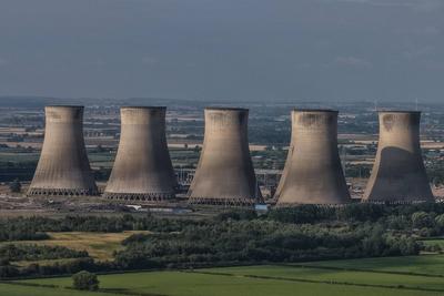 Cottam Power Station Cooling Tower Demolition-stock-foto