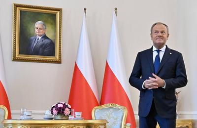 MEETING OF KAROL NAWROCKI THE PRESIDENT OF THE REPUBLIC OF POLAND AND DONALD TUSK THE PRIME MINISTER OF THE REPUBLIC OF POLAND-stock-foto