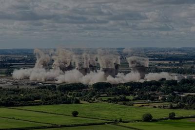 Cottam Power Station Cooling Tower Demolition-stock-foto