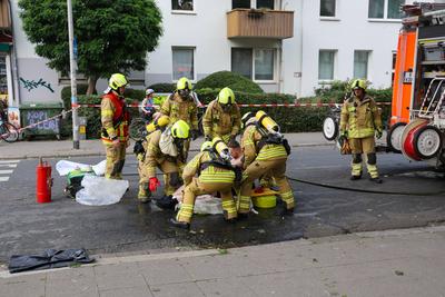 ?bungsdienst der Freiwilligen Feuerwehr Hannover. Katastrophenschutz, ABC-Dekontanimation.-stock-foto