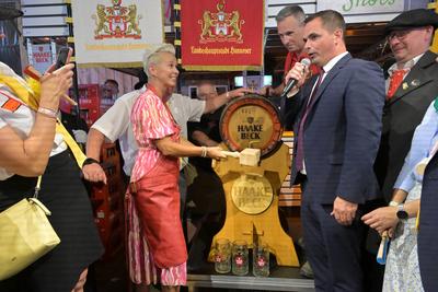 727. Stoppelmarkt Eroeffnung mitSilvia Maria Breher (MdB CDU Parlamentarische Staatssekret?rin beim Bundesminister f?r Landwirtschaft, Ern?hrung und Heimat  und  B?rgermeister Kater Kater-stock-foto