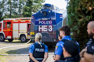 Gro?brand in Offenbach-stock-foto