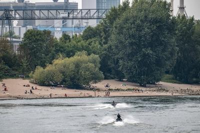 Badeverbot Rhein-stock-foto