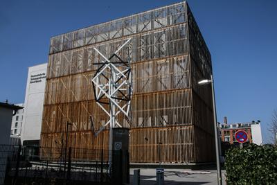 Hochschule für Schauspielkunst Ernst Busch : Zinnowitzer Str. 11, 10115 BerlinKunst am Bau Realisation 2019, frage des s-stock-foto