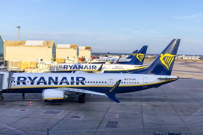 Ryanair Boeing 737 Flugzeuge Flughafen Palma de Mallorca in Spanien-stock-foto