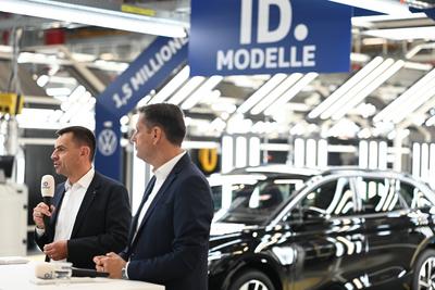 Volkswagen liefert 1,5-millionsten ID aus.-stock-foto