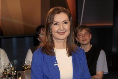 abb Prof. Dr. med. Natalie Garcia Bartels Dermatologin zu Gast in der NDR Talkshow , aus dem NDR 3 Studio am 15.August 2025 in Hamburg Hamburg Deutschland *** abb Prof Prof Dr med Natalie Garcia Bartels dermatologist guest on the NDR talk show , from the NDR 3 studio on August 15, 2025 in Hamburg Hamburg Germany-stock-foto