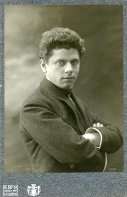 Portrait of Max Reinhardt (1873-1943, director, director). Photography (Carte Cabinet, albumin paper on carton). Berlin,-stock-foto