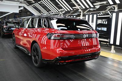 Volkswagen liefert 1,5-millionsten ID aus.-stock-foto