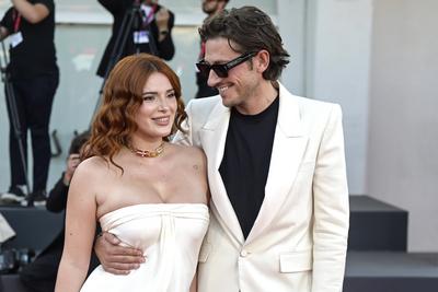 Mc Venezia 04/09/2023 - Festival del Cinema di Venezia / foto Mario Cartelli/Image nella foto: Bella Thorne-Mark Emms **-stock-foto