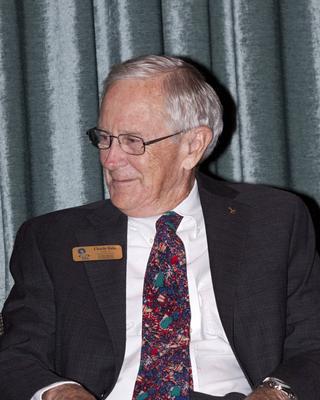 CAPE CANAVERAL, Fla. Apollo 16 astronaut Charles Duke participates in a presentation to guests gathered for the Astronau-stock-foto