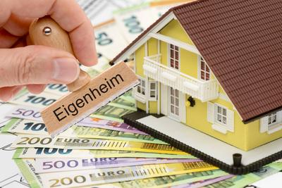 Immobilienkauf f?r ein Eigenheim-stock-foto