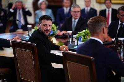 Trump Meets President Zelenskyy of Ukraine and European Leaders-stock-foto