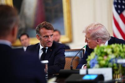 Trump Meets President Zelenskyy of Ukraine and European Leaders-stock-foto