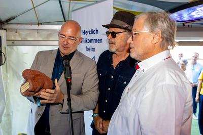 Br?ckem?nnche-Preis 2025 f?r Bonner Konzertveranstalter Ernst Ludwig Hartz-stock-foto