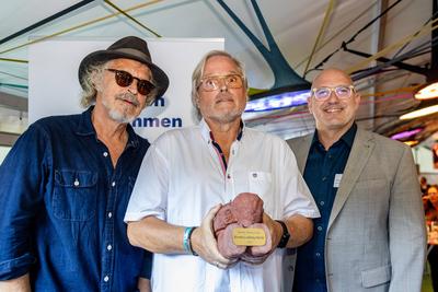 Br?ckem?nnche-Preis 2025 f?r Bonner Konzertveranstalter Ernst Ludwig Hartz-stock-foto