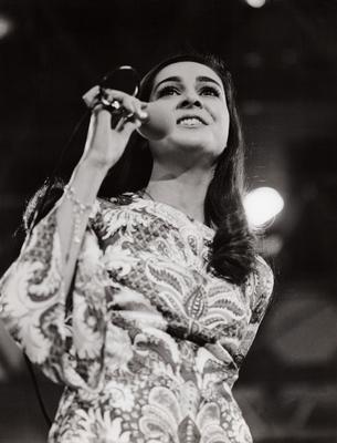Paola, Schweizer Schlagers?ngerin, Deutschland 1970. Swiss schlager singer Paola, Germany 1970. Nur redaktionelle Nutzu-stock-foto