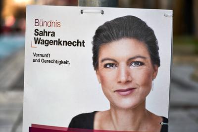 Stuttgart, Baden-W?rttemberg, Germany - January 23, 2025: Election poster in Stuttgart of the SPD party for the 2025 fed-stock-foto