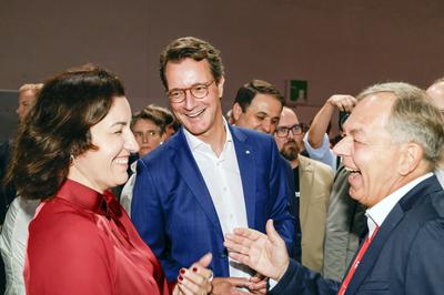 Dorothee B?r, Hendrik W?st-stock-foto