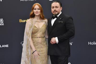 Barbara Meier mit Ehemann Klemens Hallmann bei der 76. Bambi-Verleihung 2024 in den Bavaria Filmstudios. M?nchen, 07.11.-stock-foto