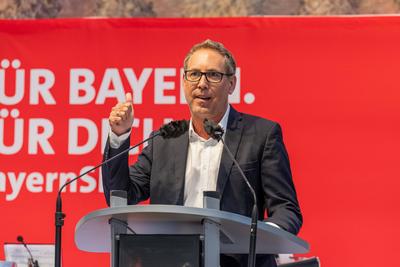 Politischer Dienstag auf dem Dachauer Volksfest, 19.08.2025.-stock-foto