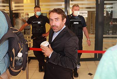 18.08.2020 Amtsgericht Halle / Prozess wegen Verleumdung und Beleidigung gegen Sven Liebich / Liebig ( im Foto ) *** 18-stock-foto
