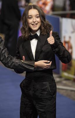 Catherine Called Birdy Premiere London, UK. Bella Ramsey at the UK Premiere of Catherine Called Birdy at The Curzon Mayf-stock-foto