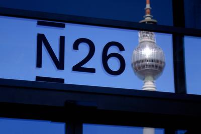 Bank N26 Bank N26, 11.08.2023, Mitte, Voltairestrasse, Berlin, Die Bank N26 hat ihren Sitz in der Voltairestrasse von Be-stock-foto