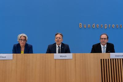 Bundespressekonferenz, Bundeslagebild Sexualdelikte-stock-foto