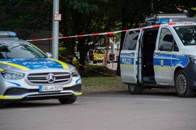 Polizist bei Schiesserei get?tet-stock-foto