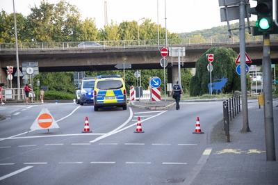 Polizist bei Schiesserei get?tet-stock-foto