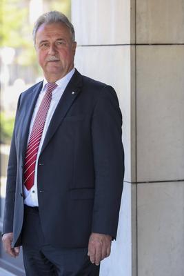 Claus Weselsky beim Pressegespr?ch ?ber Deutsche Bahn Zunkunft in Berlin-stock-foto