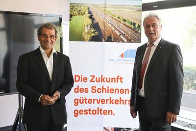 Claus Weselsky beim Pressegespr?ch ?ber Deutsche Bahn Zunkunft in Berlin-stock-foto