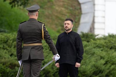 Ukrainian President Volodymyr Zelenskyy participates in the National Flag Day-stock-foto
