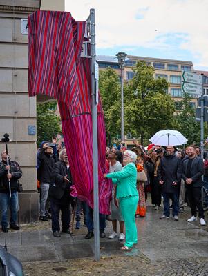 Strassenfest zur Umbenennung der Mohrenstraße in Anton-Wilhelm-Amo-Straße-stock-foto