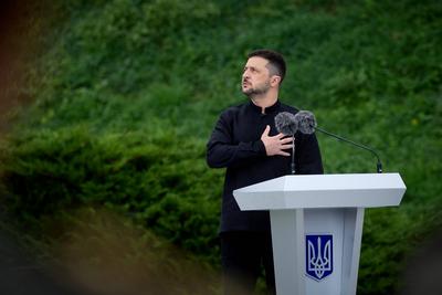 Ukrainian President Volodymyr Zelenskyy participates in the National Flag Day-stock-foto
