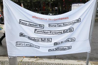 Umbenennung der Mohrenstrasse in Anton-Wilhelm Amo Strasse-stock-foto