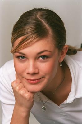 Bildnummer: 56930963  Datum: 27.01.2003  Copyright: imago/teutopressAlina Merkau (Schauspielerin) 01/03 her Frau TV Fernsehen Schauspiel Serie Praxis B?lowbogen Arztserie dunkelhaarig langhaarig Pferdeschwanz leger Bluse Schmuck Kette Ohrring halb hoch sitzend l?chelnd aufgest?tzt Freisteller freistellbar Studio Fototermin Dr. Sommerfeld - Neues vom B?lowbogen (ARD) am 27.01.2003 in Hamburg People x0x xkg 2003 hoch  56930963 Date 27 01 2003 Copyright Imago  Alina Merkau Actress 01 03 her Woman TV Television Acting Series Practice B?lowbogen Doctor series dark haired long haied Horse tail casual Blouse Jewellery Chain Earring half vertical seated smiling Aufgest?tzt cut out Exemptable Studio Photo call Dr Sommerfeld New of B?lowbogen ARD at 27 01 2003 in Hamburg Celebrities x0x xkg 2003 vertical-stock-foto