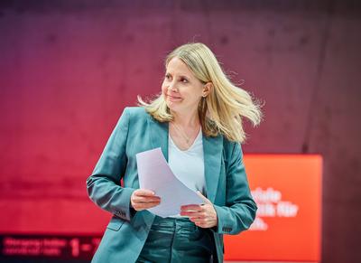 SPD-Bundesparteitag - Verena Hubertz-stock-foto