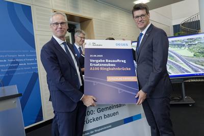 Zuschlag f?r Neubau Ringbahnbr?cke erteilt-stock-foto